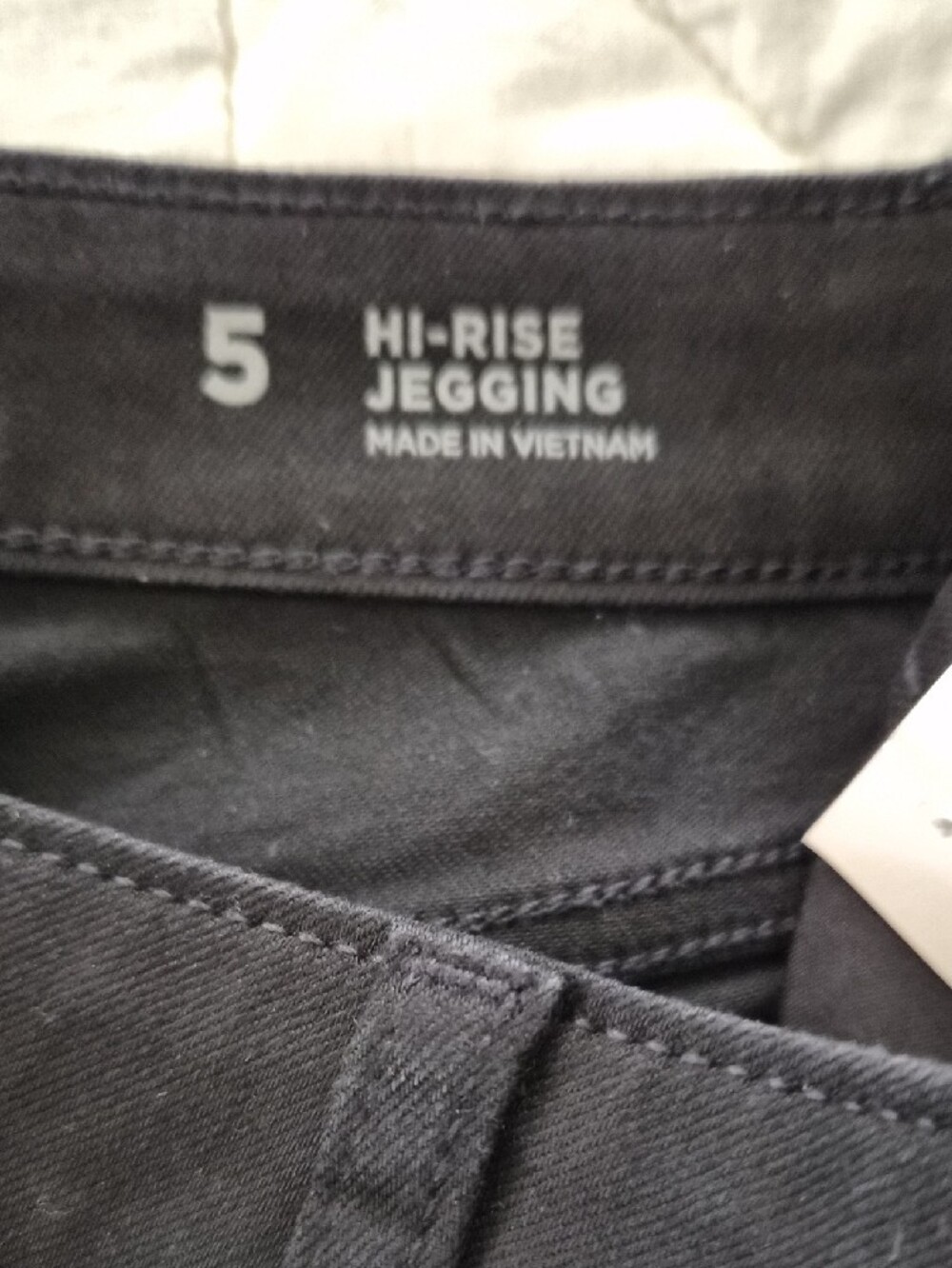 Arizona Jean Co. Hi Rise Jegging- Size 5 - Picture 7 of 9